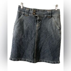 GAP Denim Jean Skirt Size 2 Womens
2004 Y2K Stretch